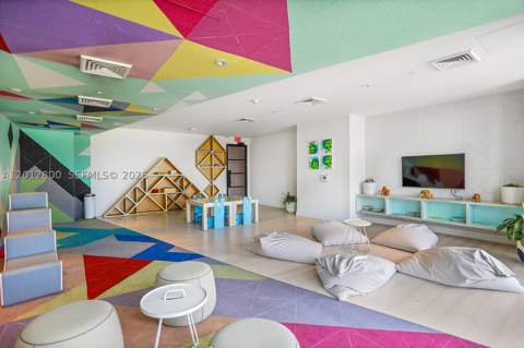 121 NE 34th St L601, Miami FL - photo 24 of 30