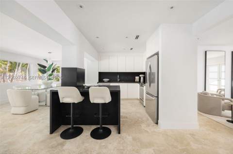 255 Ridgewood Rd, Key Biscayne FL - photo 6 of 30