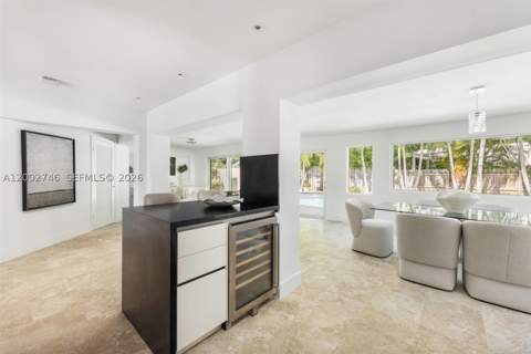 255 Ridgewood Rd, Key Biscayne FL - photo 8 of 30
