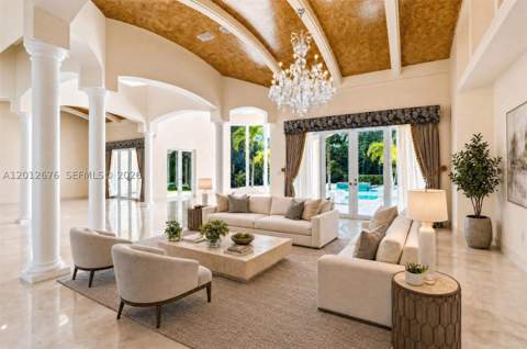 7480 SW 100th St, Pinecrest FL - photo 10 of 37
