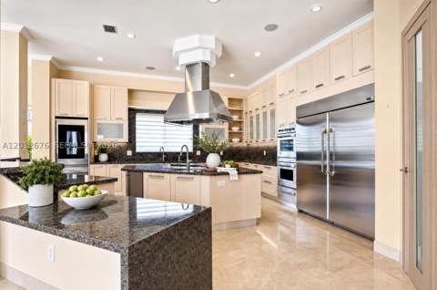 7480 SW 100th St, Pinecrest FL - photo 14 of 37