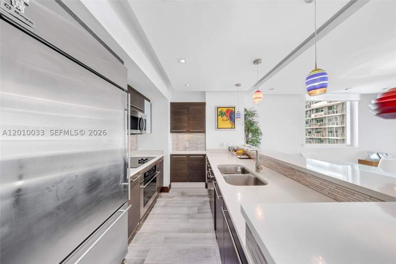 2 bedroom Condominium at 500 Brickell Ave 3707, 500 BRICKELL EAST CONDO, Miami — photo 2