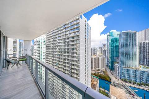 500 Brickell Ave 3707, Miami FL - photo 22 of 43