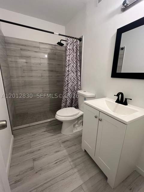 1560 NE 151st St 102, Miami FL - photo 10 of 11