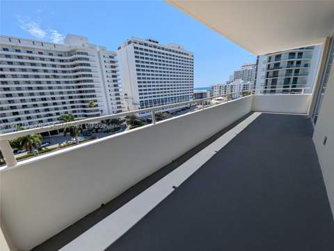 5600 Collins Ave 9E, Miami Beach FL - photo 10 of 68