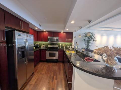5600 Collins Ave 9E, Miami Beach FL - photo 8 of 68