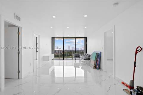 3675 N Country Club Dr 2008, Aventura FL - photo 10 of 50