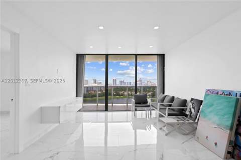 3675 N Country Club Dr 2008, Aventura FL - photo 12 of 50