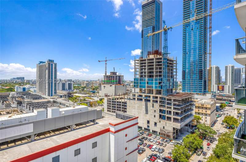 2 bedroom Condominium at 851 NE 1st Ave 1408, Paramount Miami Worldcent, Miami — photo 5