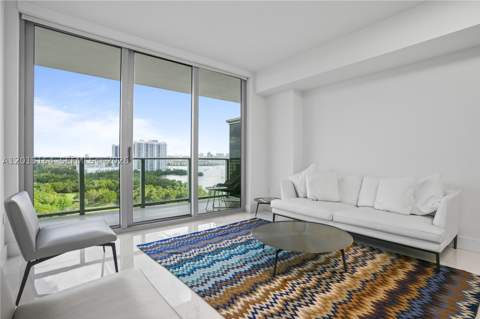 16385 Biscayne Blvd 1402, North Miami Beach FL - photo 10 of 30