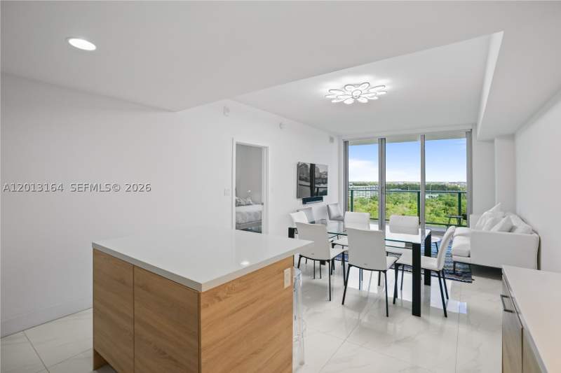 1 bedroom Condominium at 16385 Biscayne Blvd 1402, The Harbour North Condo, North Miami Beach — photo 5