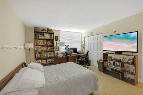 9125 SW 77th Ave 802, Miami FL - photo 6 of 9