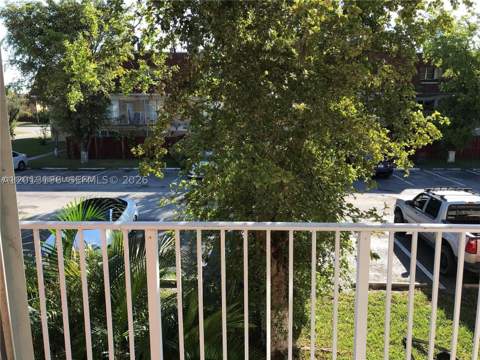 260 NW 107th Ave 207, Miami FL - photo 7 of 17