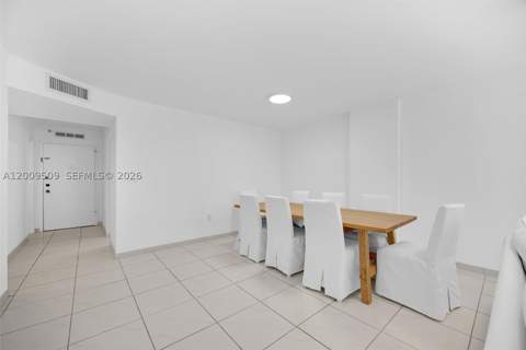 2780 NE 183rd St 115, Aventura FL - photo 7 of 47