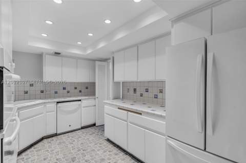 200 Ocean Lane Dr 407, Key Biscayne FL - photo 8 of 40