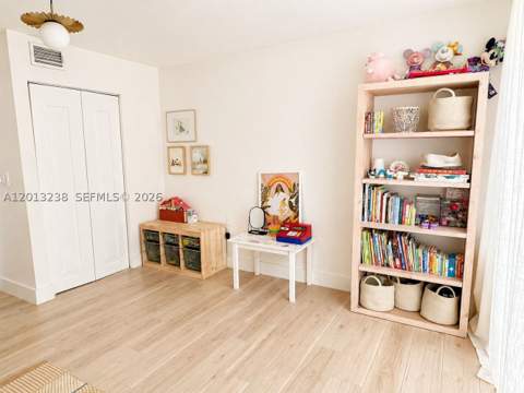 2984 Mary St, Miami FL - photo 8 of 37