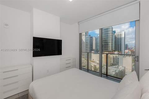 227 NE 2nd St 2206, Miami FL - photo 12 of 38