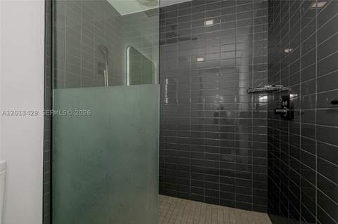 227 NE 2nd St 2206, Miami FL - photo 16 of 38