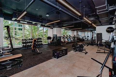 227 NE 2nd St 2206, Miami FL - photo 8 of 38