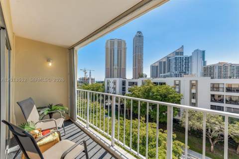 200 178th Dr 604, Sunny Isles Beach FL - photo 9 of 26