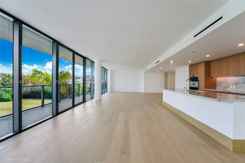 3 bedroom Condominium at 1177 Kane Concourse 405, The Well Bay Harbor, Bay Harbor Islands — photo 5