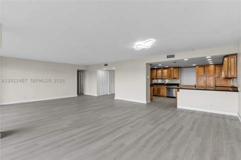 1800 NE 114th St 601, Miami FL - photo 13 of 56