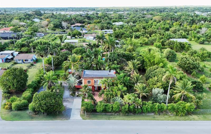 5 bedroom SingleFamilyResidence at 17301 SW 296th St, Redland, Homestead — photo 2