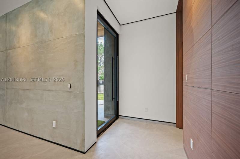 6 bedroom SingleFamilyResidence at 7740 SW 52nd Ave, Amd Plat Of High Pines, Miami — photo 3