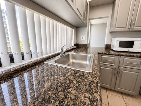 17011 N Bay Rd 503, Sunny Isles Beach FL - photo 9 of 36