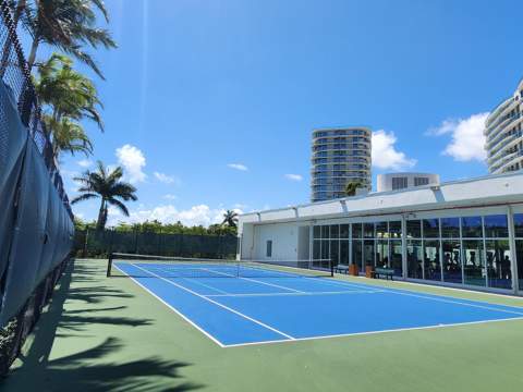 15051 Royal Oaks Lane 202, North Miami FL - photo 16 of 19