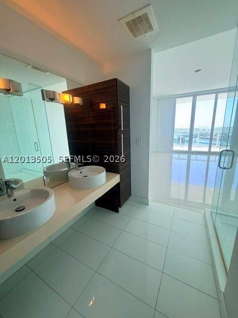 2020 N Bayshore Dr 3804, Miami FL - photo 18 of 23