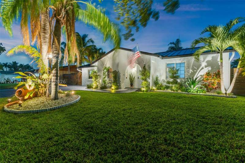 3 bedroom SingleFamilyResidence at 6651 SW 148th Court, Westwind Lakes Sec 2, Miami — photo 3