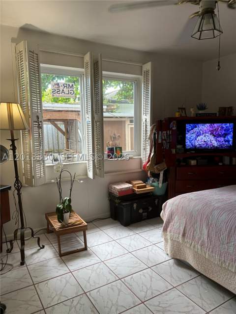 5930 SW 44th Ter, Miami FL - photo 11 of 21