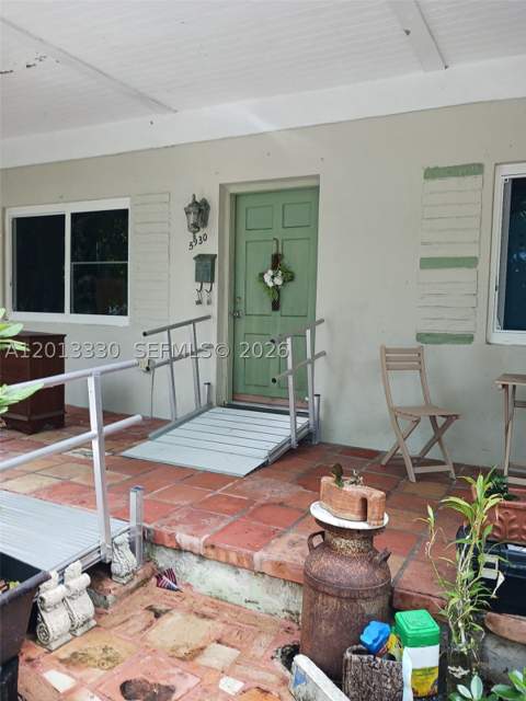 5930 SW 44th Ter, Miami FL - photo 6 of 21