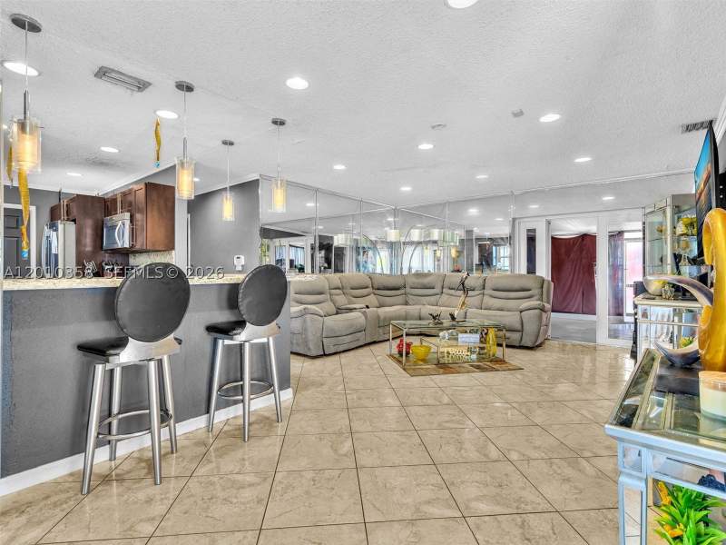 3 bedroom SingleFamilyResidence at 4301 NW 185th St, Highland Park Estates, Miami Gardens — photo 5