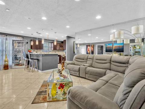 4301 NW 185th St, Miami Gardens FL - photo 6 of 30