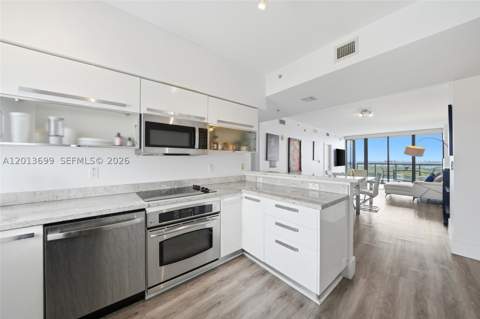 601 NE 36th St 2707, Miami FL - photo 12 of 37