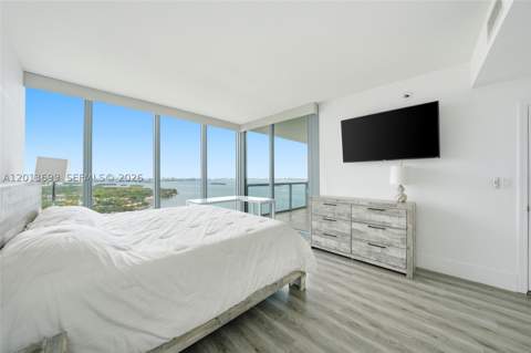 601 NE 36th St 2707, Miami FL - photo 14 of 37