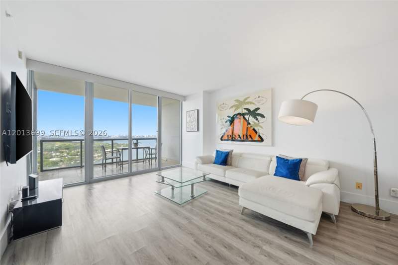 2 bedroom Condominium at 601 NE 36th St 2707, Blue Condo, Miami — photo 5