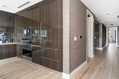 3300 NE 188th St 216, Aventura FL - photo 6 of 77