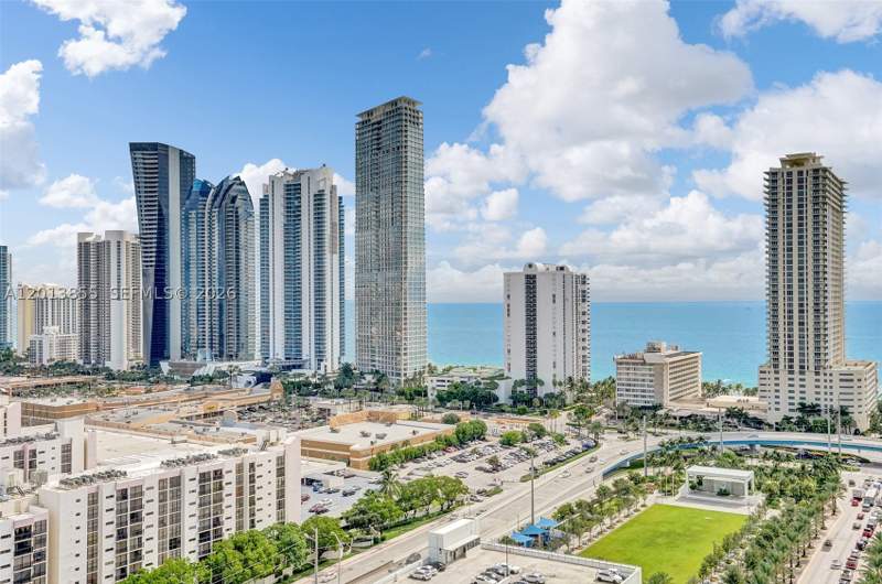 2 bedroom Condominium at 330 Sunny Isles Blvd 5-2205, Parque Towers Condo, Sunny Isles Beach — photo 3