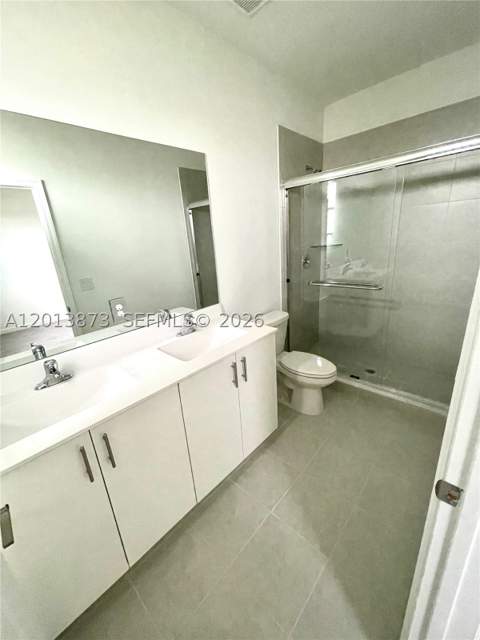 929 NE 211th St, Miami FL - photo 13 of 16