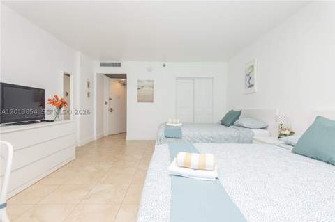 5445 Collins Ave 627, Miami Beach FL - photo 11 of 36