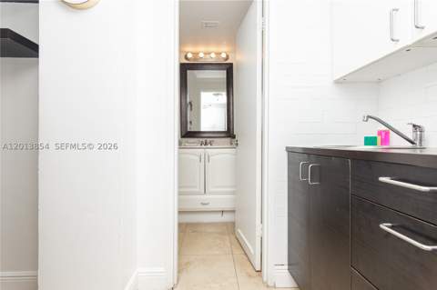 5445 Collins Ave 627, Miami Beach FL - photo 21 of 36