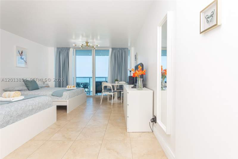 0 bedroom Condominium at 5445 Collins Ave 627, Castle Beach Club Condo, Miami Beach — photo 5