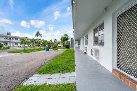 50 NW 204th St H7, Miami Gardens FL - photo 23 of 25