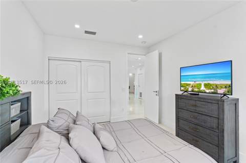 3188 NE 211th Ter, Aventura FL - photo 16 of 76