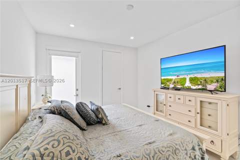 3188 NE 211th Ter, Aventura FL - photo 19 of 76