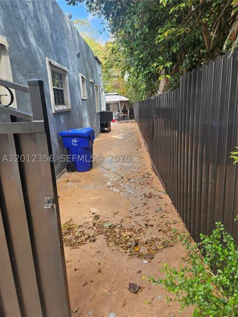 2231 NW 4th Ter, Miami FL - photo 10 of 24