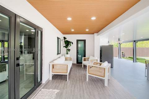 14671 SW 20th St, Miami FL - photo 10 of 53